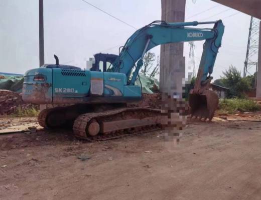 神钢SK250履带式挖掘机