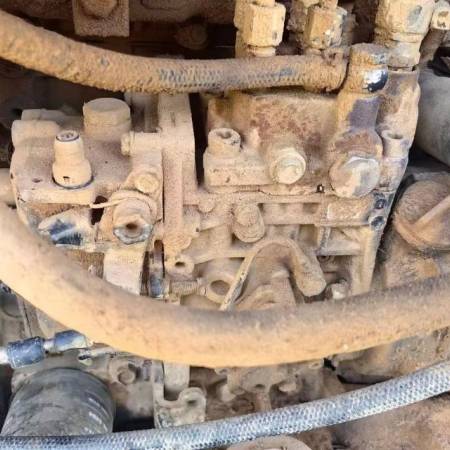 雷沃重工FR60履带式挖掘机