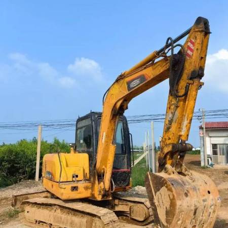 雷沃重工FR60履带式挖掘机