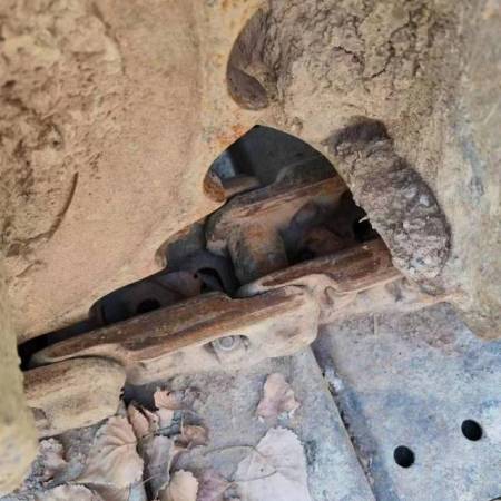 山东临工LG685履带式挖掘机