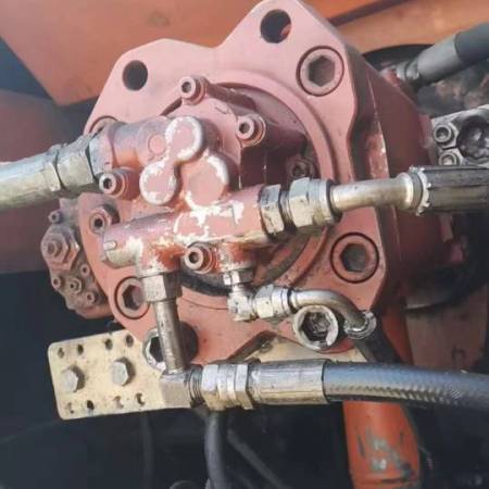 斗山DH300-7履带式挖掘机