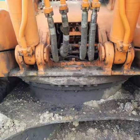 斗山DH300-7履带式挖掘机