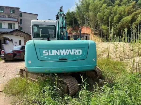 山河智能SWE90履帶式挖掘機(jī)