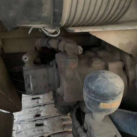 雷沃重工FR60履带式挖掘机