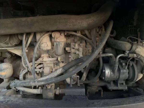 雷沃重工FR60履帶式挖掘機