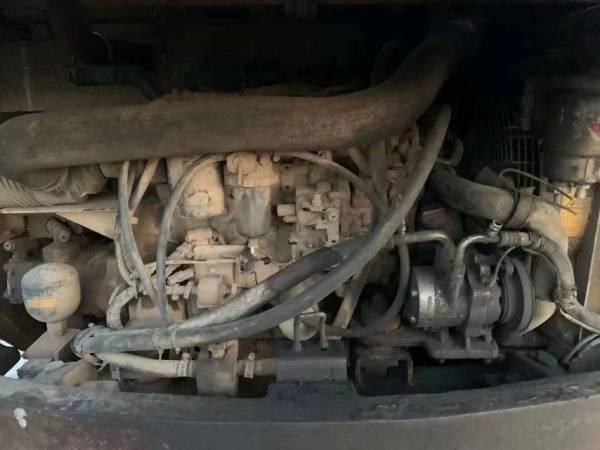 雷沃重工FR60履帶式挖掘機