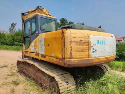 小松PC220-7履帶式挖掘機(jī)