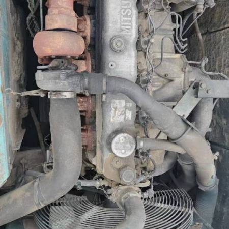 神钢SK330-6E履带式挖掘机