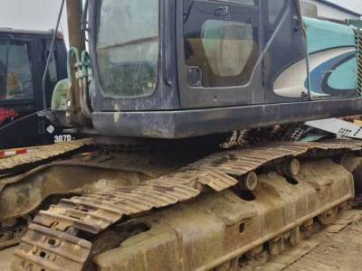 神鋼SK330-6E履帶式挖掘機(jī)