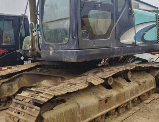 神钢SK330-6E履带式挖掘机