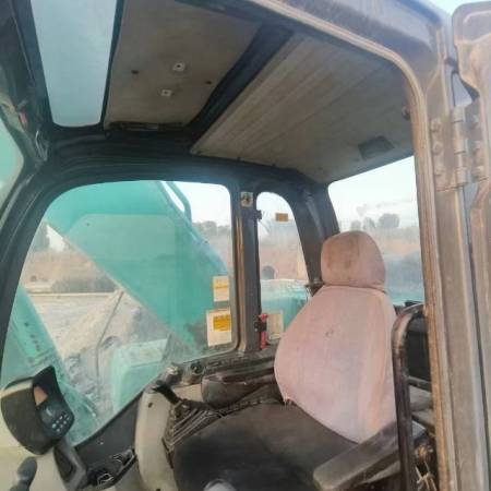 神钢SK330-6E履带式挖掘机