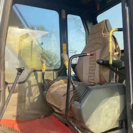 小松PC60履带式挖掘机