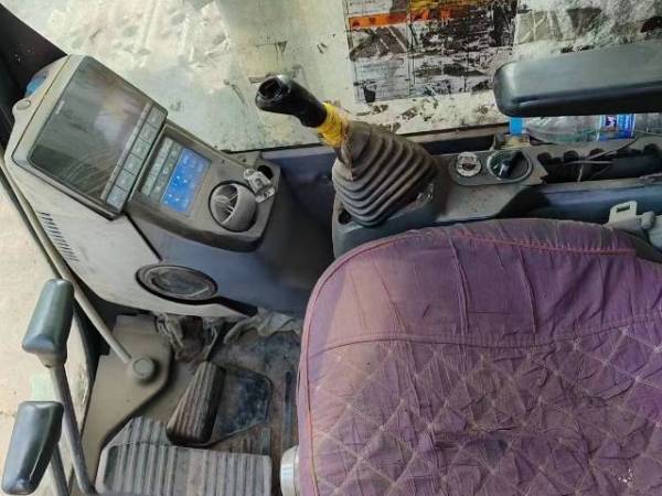 小松PC850-8履帶式挖掘機(jī)