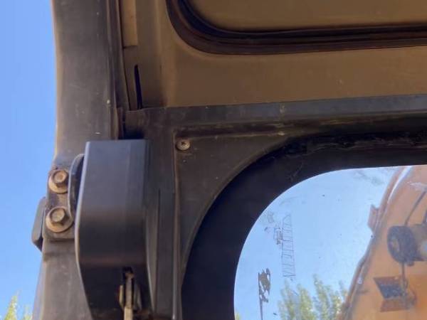 雷沃重工FR360-7履帶式挖掘機(jī)