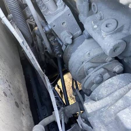 雷沃重工FR360-7履带式挖掘机