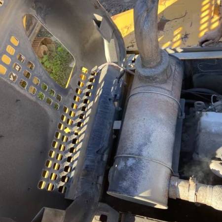 雷沃重工FR360-7履带式挖掘机