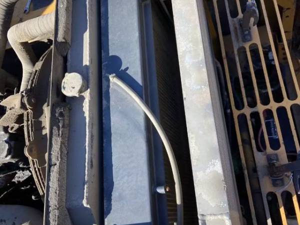 雷沃重工FR360-7履帶式挖掘機(jī)