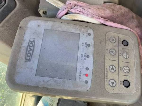 雷沃重工FR360-7履帶式挖掘機(jī)