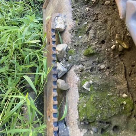 雷沃重工FR360-7履带式挖掘机