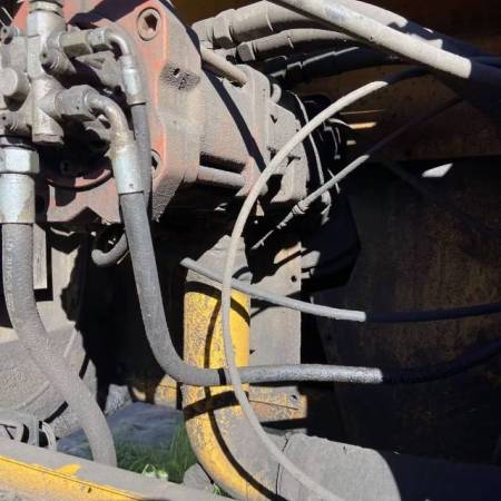 雷沃重工FR360-7履带式挖掘机