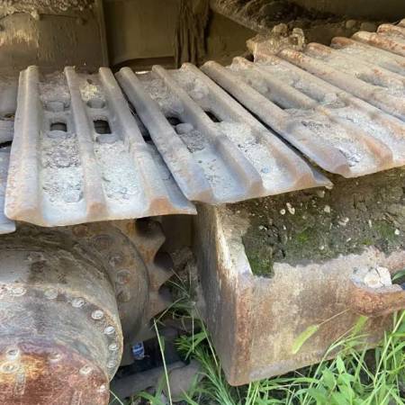 雷沃重工FR360-7履带式挖掘机