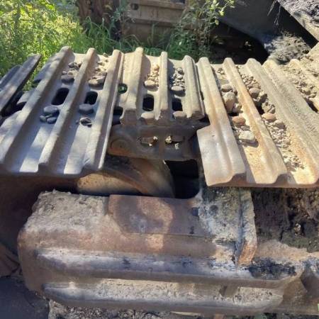 雷沃重工FR360-7履带式挖掘机