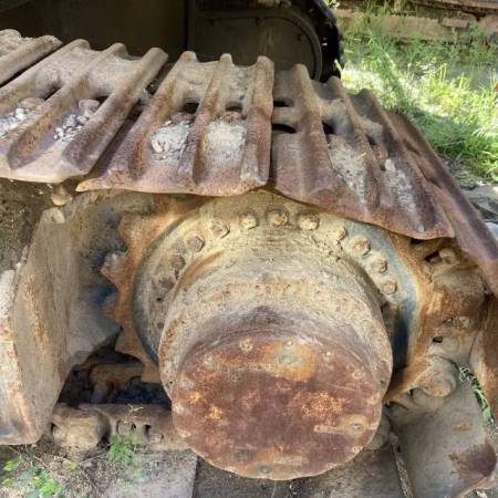 雷沃重工FR360-7履带式挖掘机