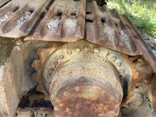 雷沃重工FR360-7履帶式挖掘機(jī)