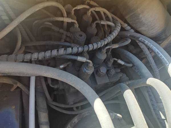 徐工XE490D履帶式挖掘機