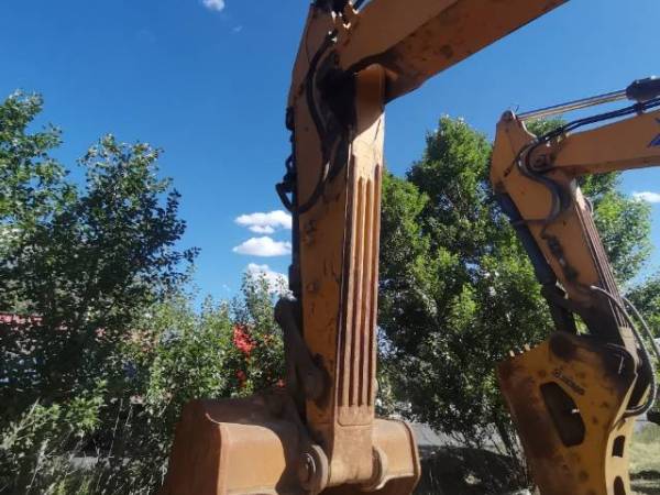 徐工XE490D履帶式挖掘機