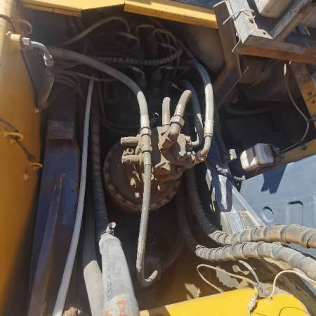 徐工XE490D履带式挖掘机