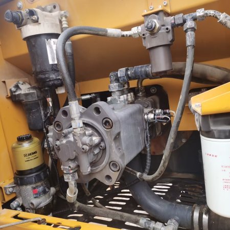 徐工XE200DA履带式挖掘机