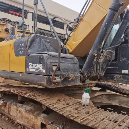 徐工XE200DA履带式挖掘机