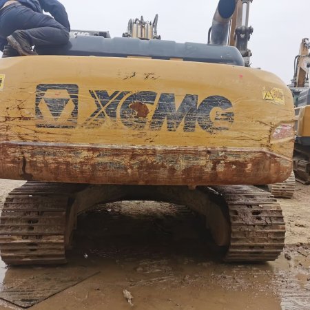 徐工XE200DA履带式挖掘机