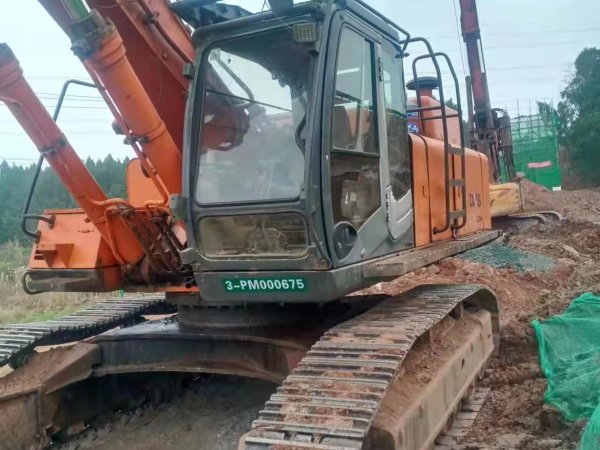 日立ZX470履帶式挖掘機(jī)