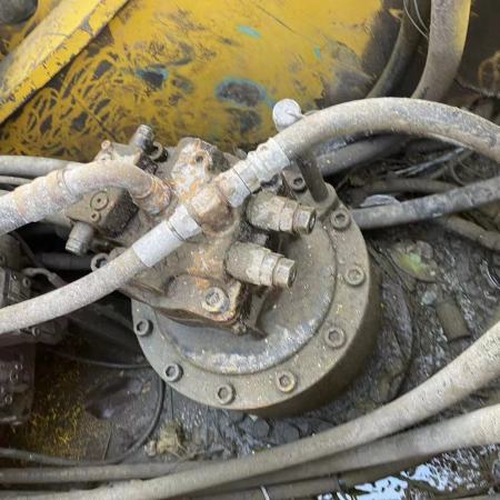 神钢SK350LC履带式挖掘机