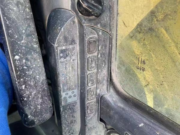 神鋼SK350LC履帶式挖掘機