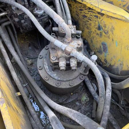 神钢SK350LC履带式挖掘机