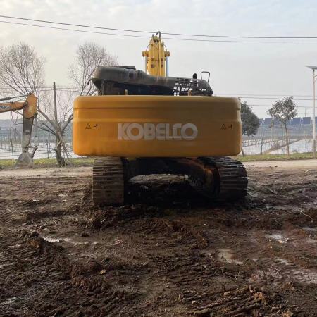 神钢SK350LC履带式挖掘机