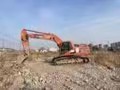 斗山DH220履帶式挖掘機(jī)