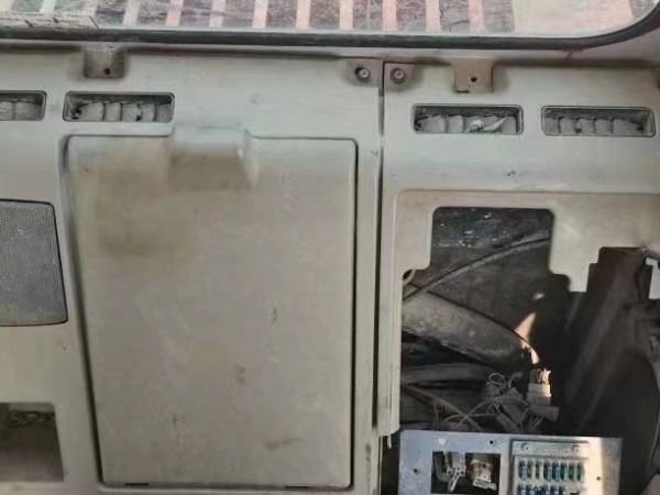 斗山DH215-7履帶式挖掘機