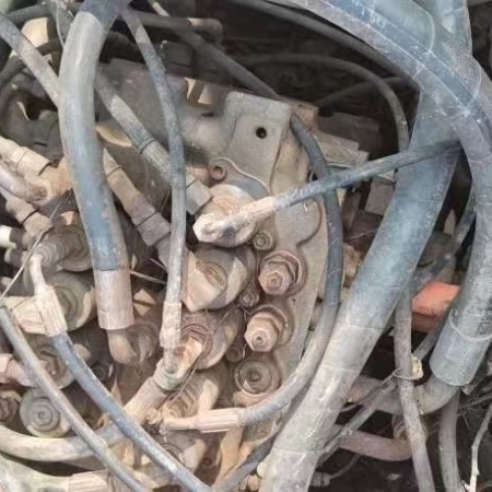 斗山DH215-7履带式挖掘机