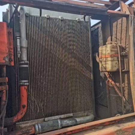 斗山DH215-7履带式挖掘机