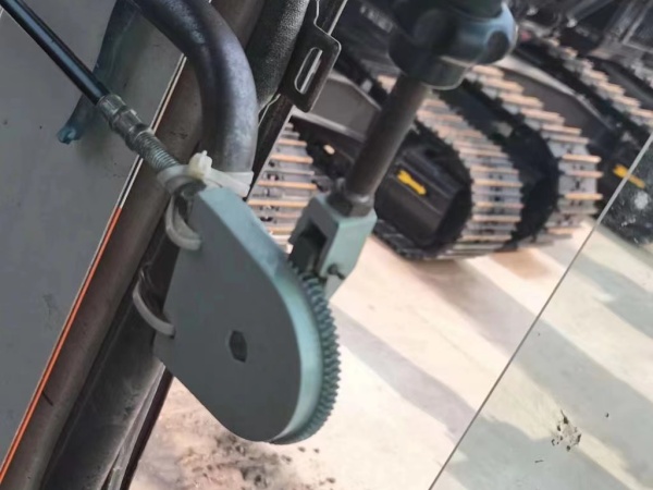 斗山DH215-7履帶式挖掘機