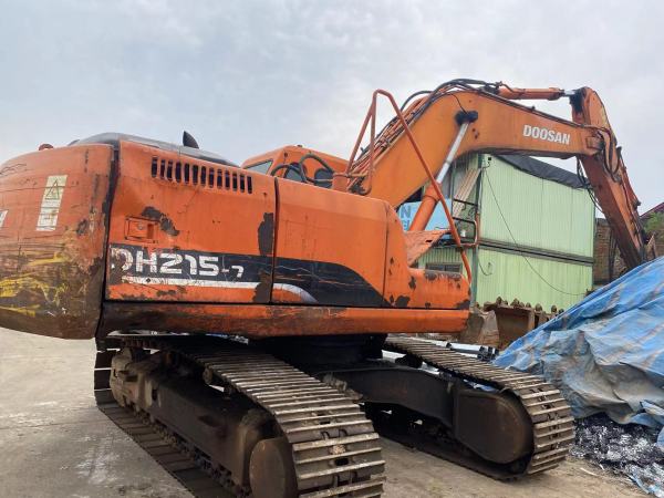 斗山DH215-7履帶式挖掘機