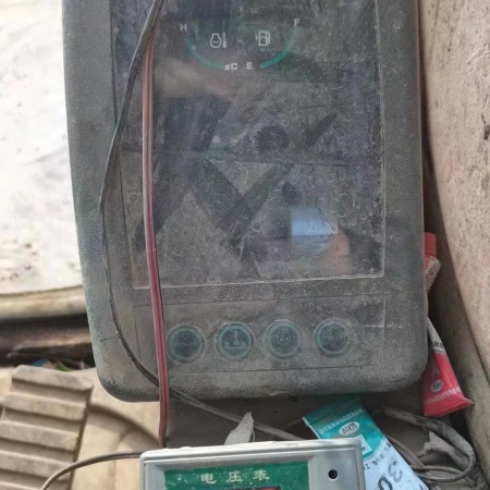 斗山DH215-7履带式挖掘机