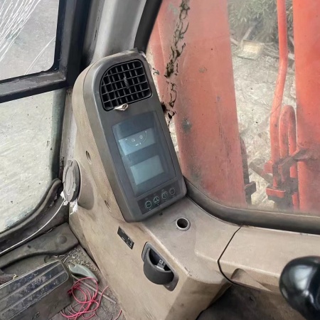 斗山DH215-7履带式挖掘机