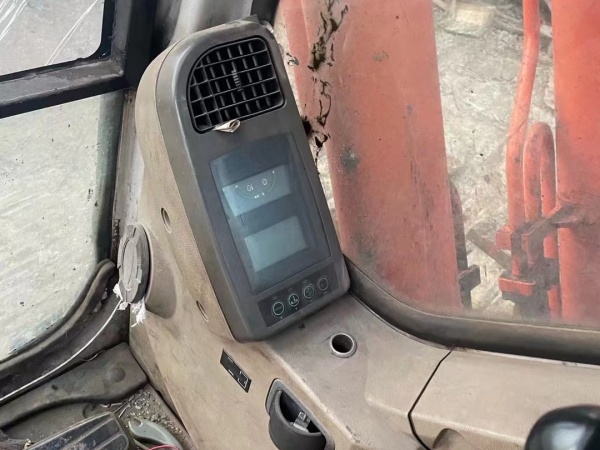 斗山DH215-7履帶式挖掘機