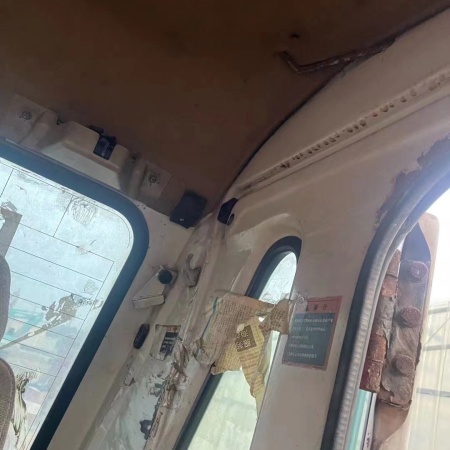 斗山DH215-7履带式挖掘机