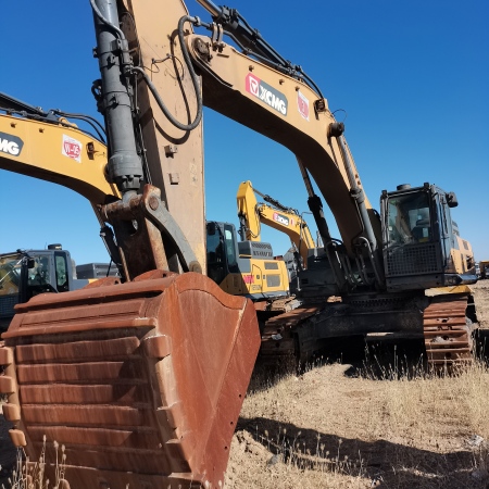 徐工XE520DK履带式挖掘机